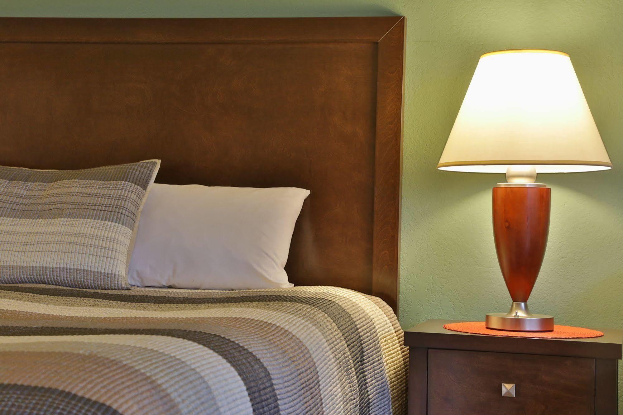 Harbor Inn Freeland Dış mekan fotoğraf